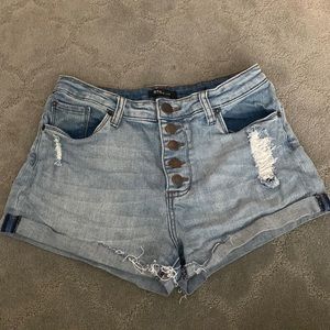 STS Light Wash Button up Jean Short 28